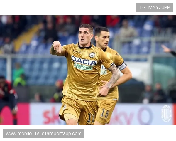 AC米兰换人稳住中场，控球权重新回收，ac米兰被逆转